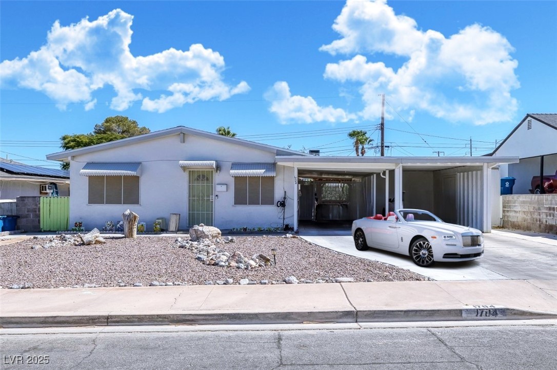 1704 Hassett Avenue Property Photo