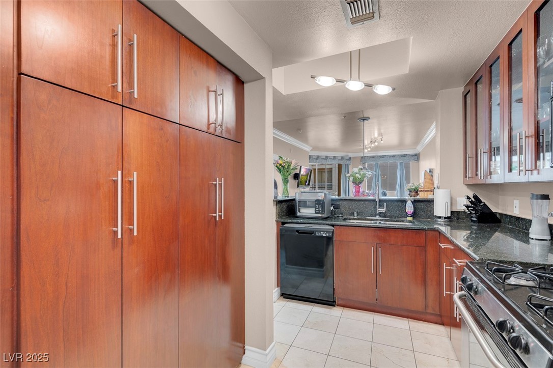 230 East Flamingo Road 115 Property Photo 17