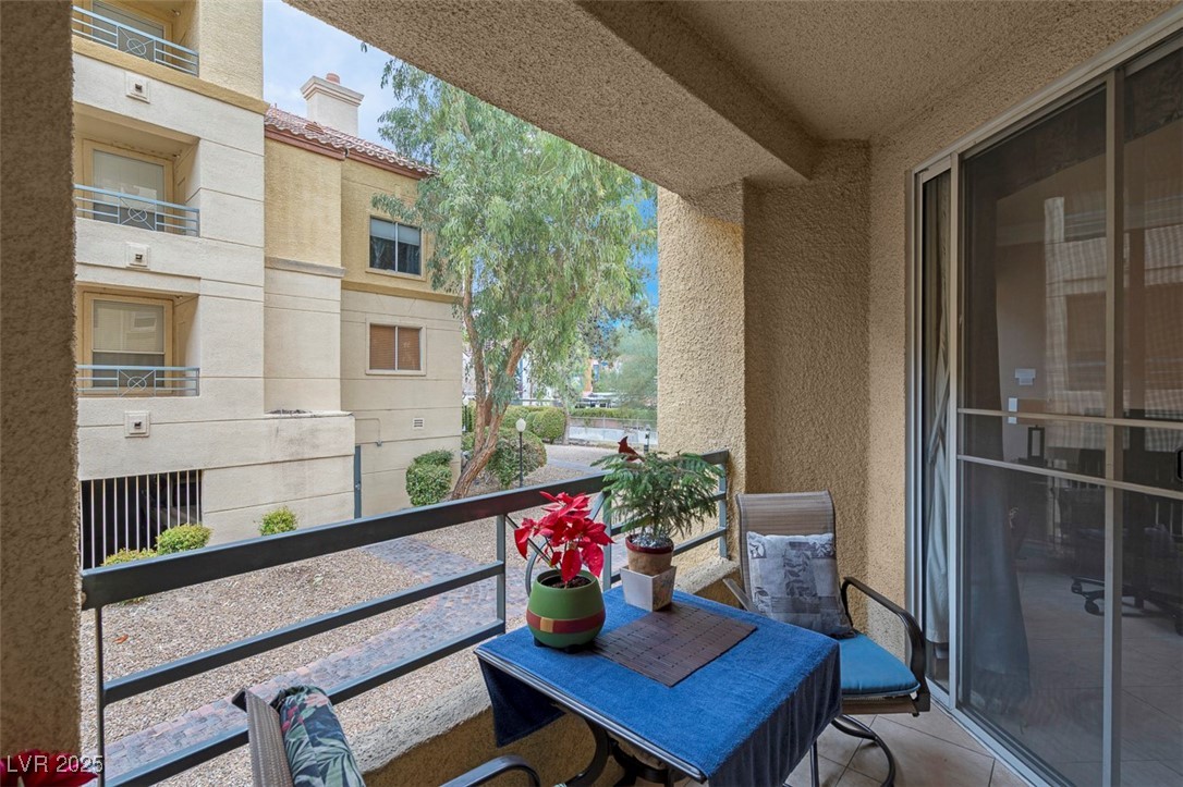 230 East Flamingo Road 115 Property Photo 36