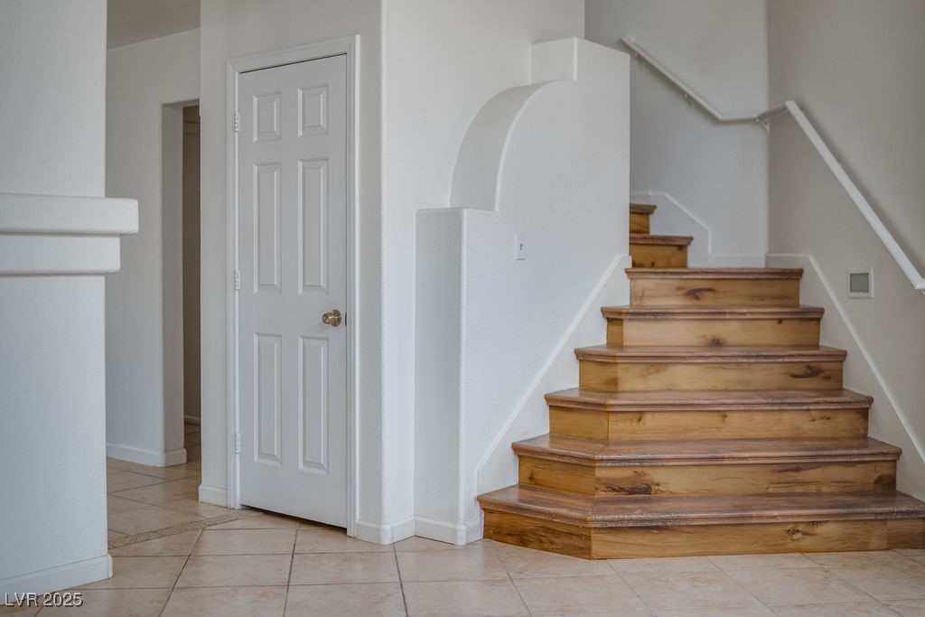 6276 Back Woods Road Property Photo 6