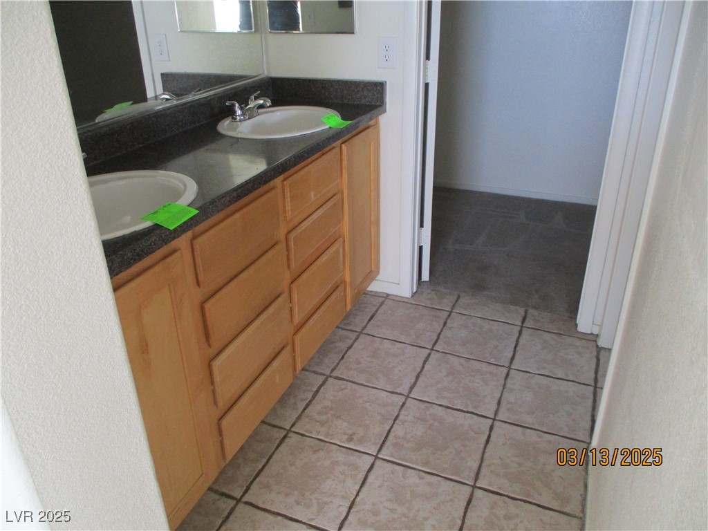 7904 Limbwood Court Property Photo 13