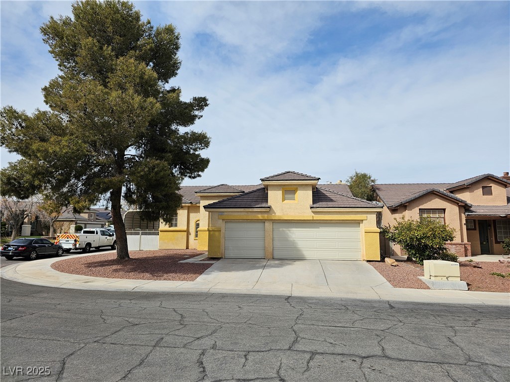 6908 Fruit Flower Avenue Property Photo