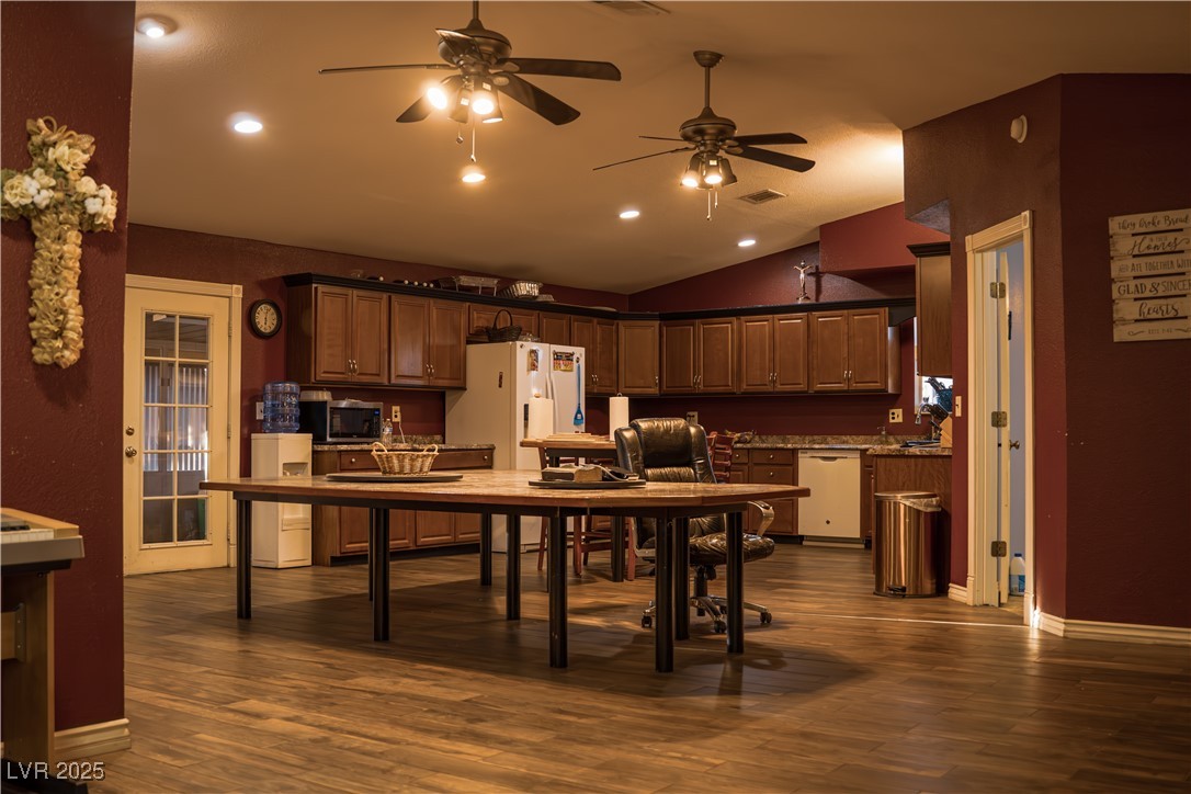 4745 Gunlock Circle Property Photo 12