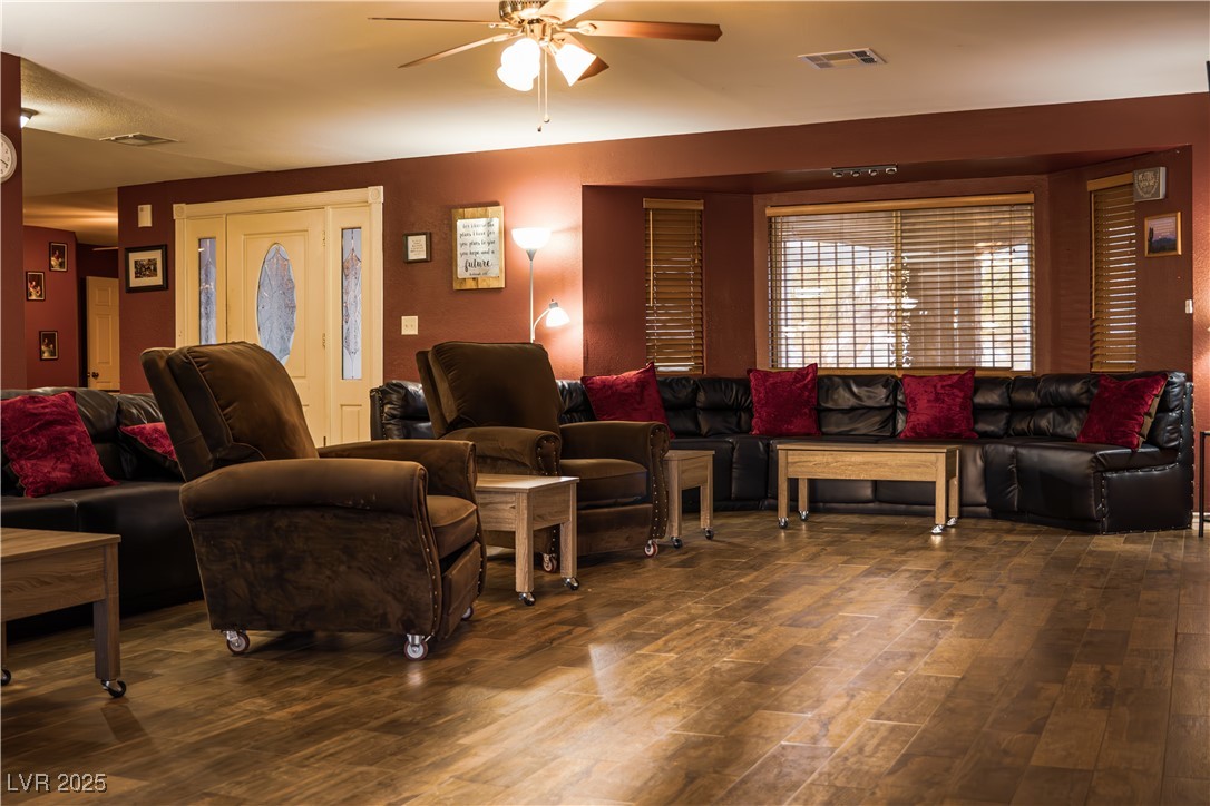 4745 Gunlock Circle Property Photo 16