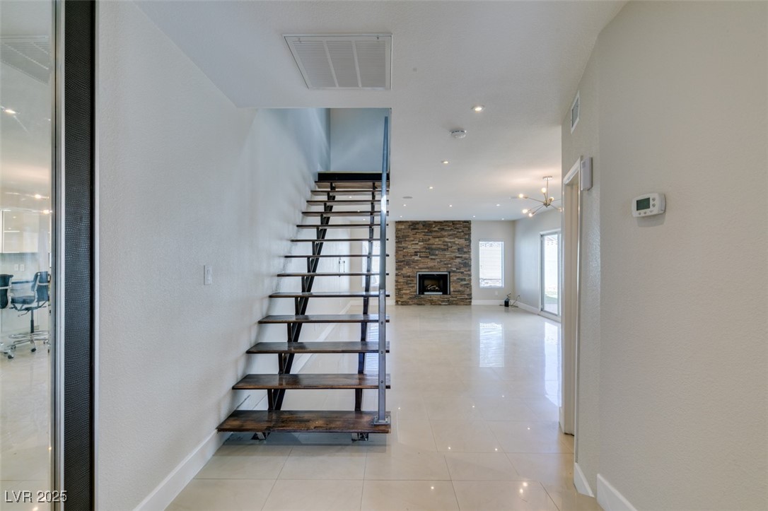 5046 Schumann Drive Property Photo