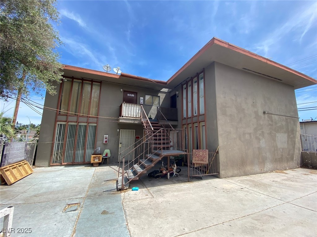 3330 Cambridge Street 2 Property Photo