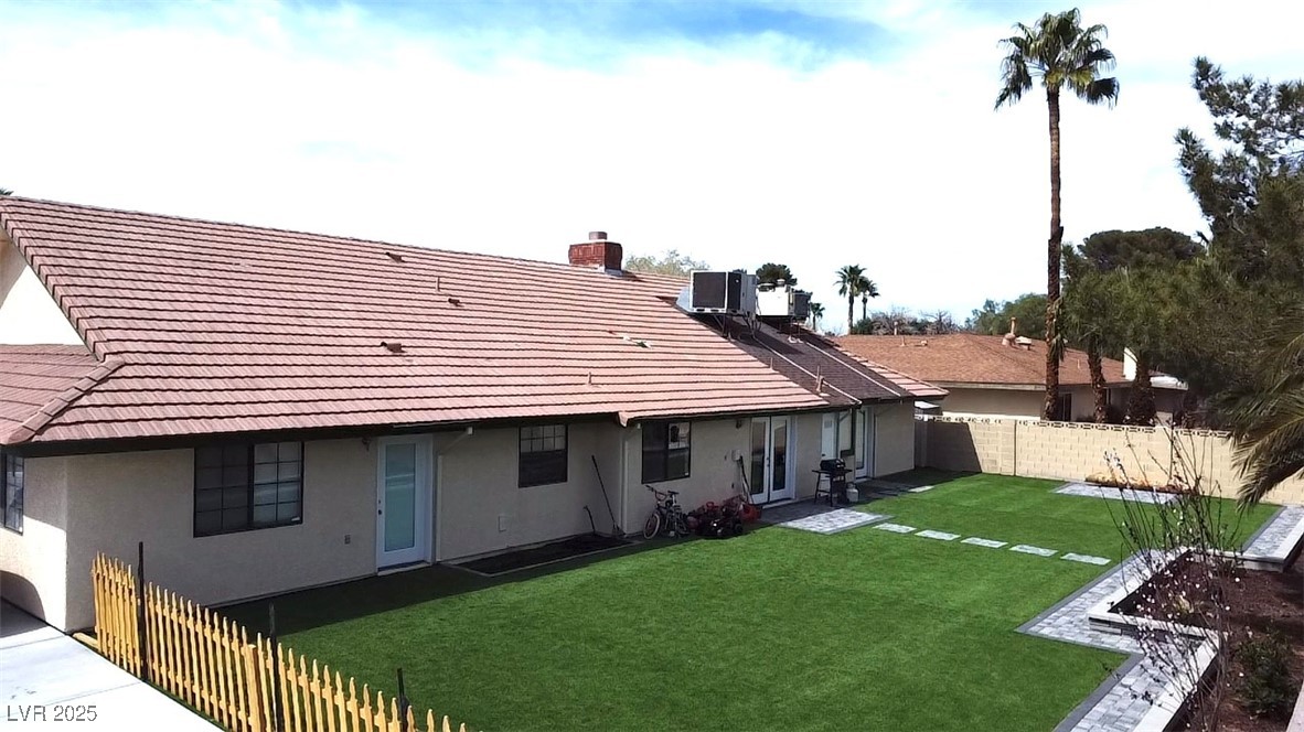 1104 Oak Tree Lane Property Photo 16