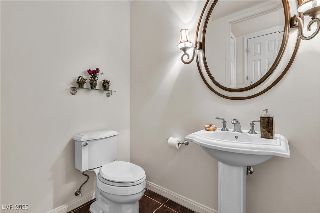 2405 West Serene Avenue 817 Property Photo 12