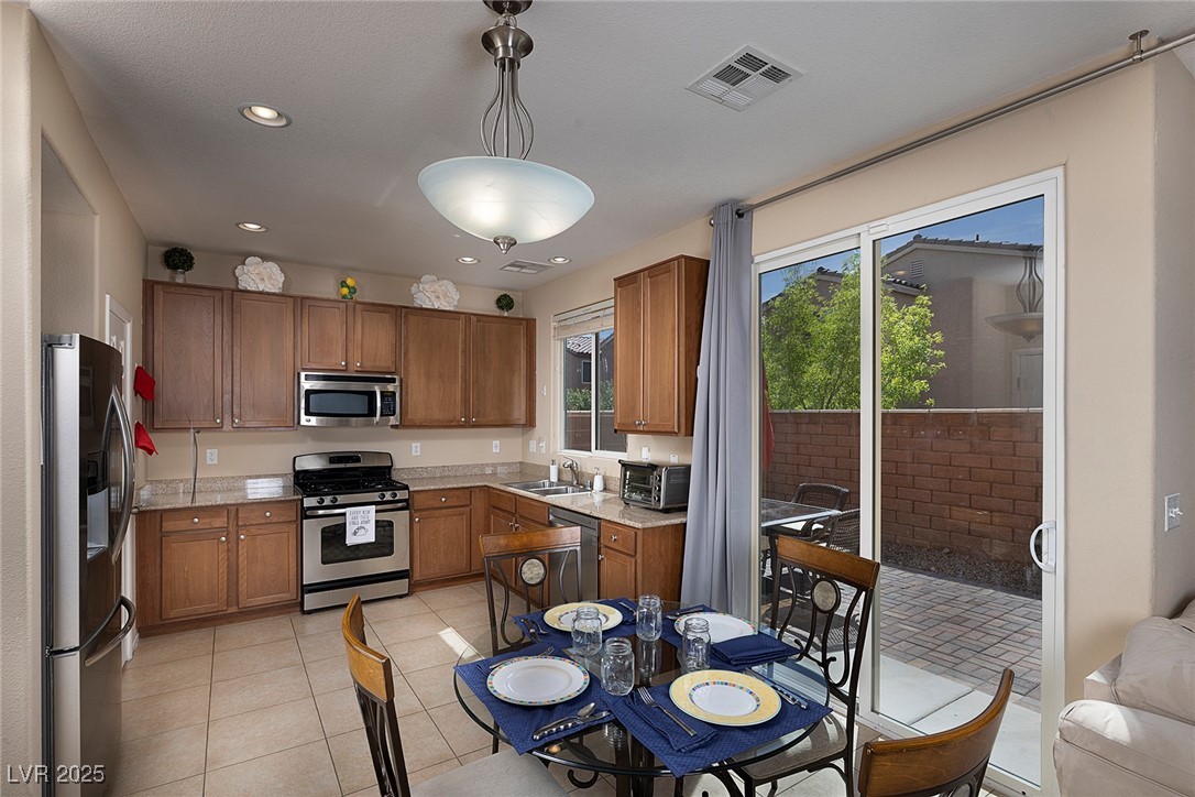 7731 Ornamento Way Property Photo 23