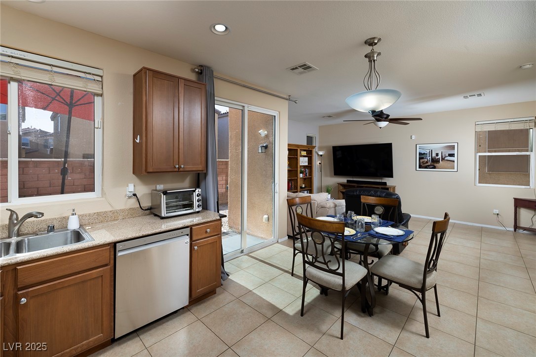 7731 Ornamento Way Property Photo 30