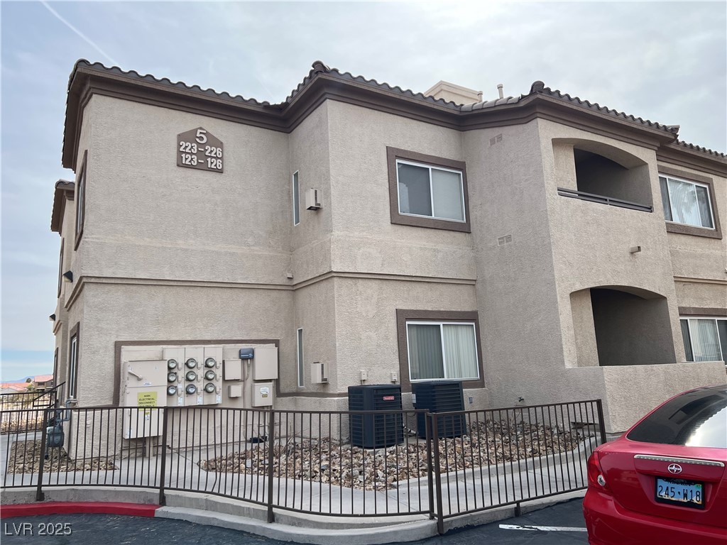 8725 West Flamingo Road 226 Property Photo