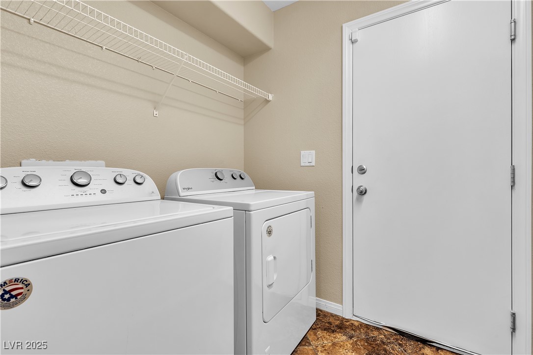 2376 Via Firenze Property Photo 22