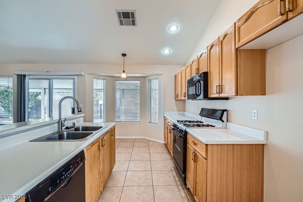 914 Calico Brook Drive Property Photo 17