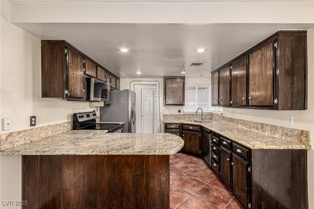 3436 Miramar Drive Property Photo