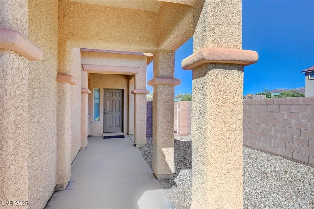 1632 White Mesquite Place Na Property Photo 2