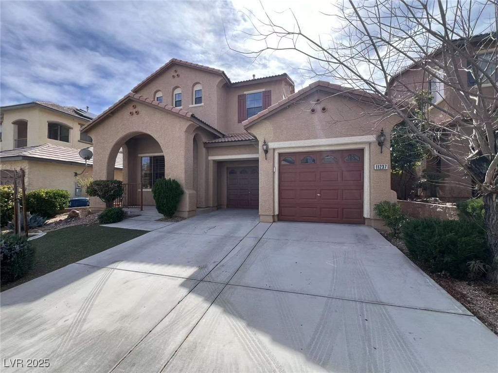 11237 Newbury Hills Avenue Property Photo