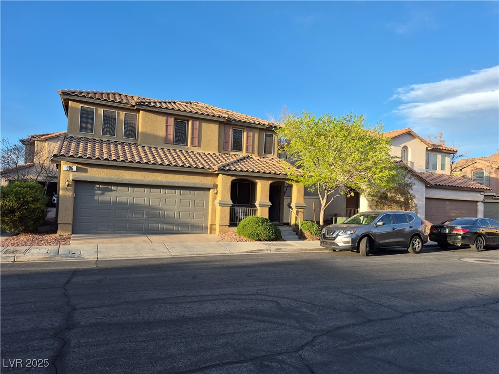 986 Alfonso Avenue Property Photo
