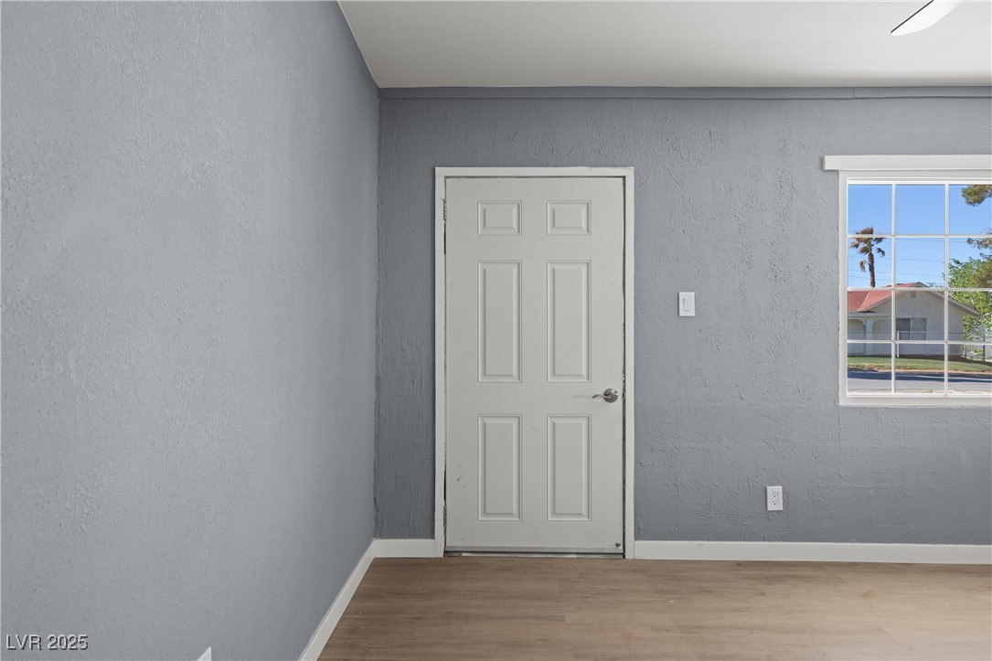 352 Cox Avenue Property Photo 11