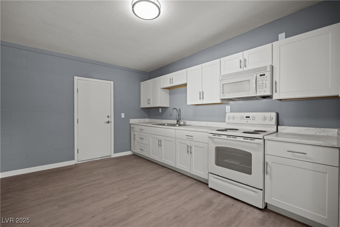 352 Cox Avenue Property Photo 16