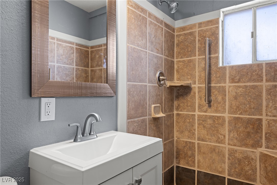 352 Cox Avenue Property Photo 19