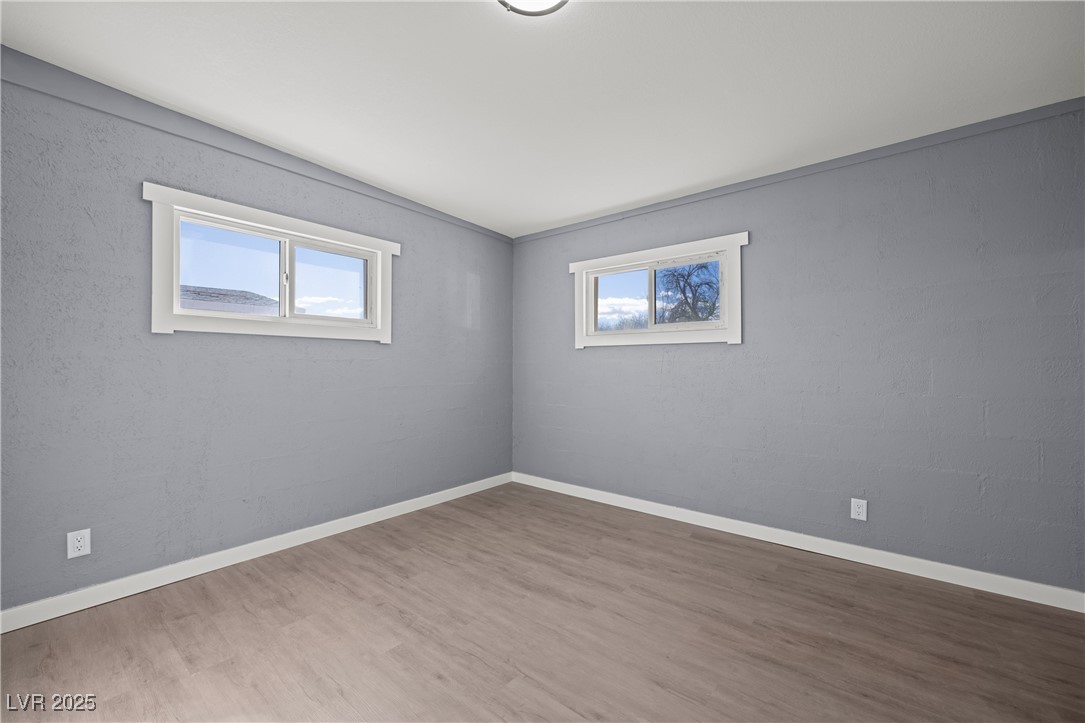 352 Cox Avenue Property Photo 28