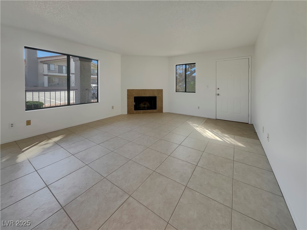 1575 West Warm Springs Road 1111 Property Photo 3