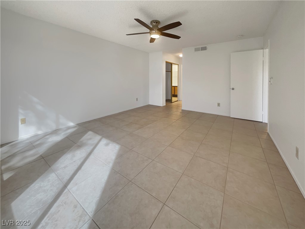 1575 West Warm Springs Road 1111 Property Photo 5