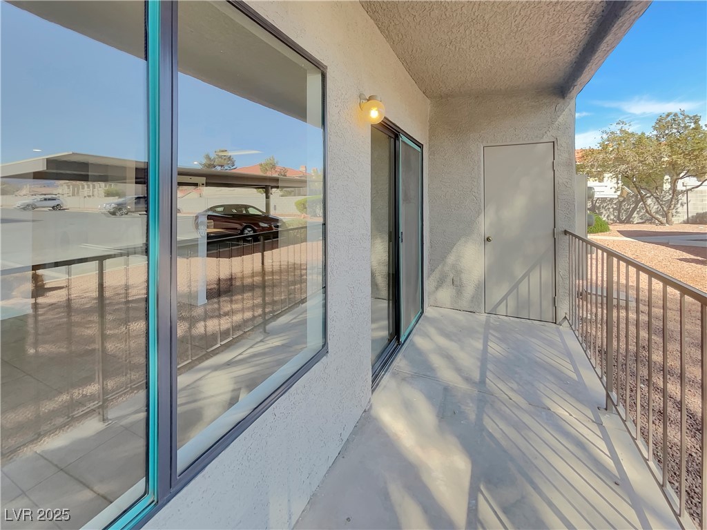 1575 West Warm Springs Road 1111 Property Photo 8