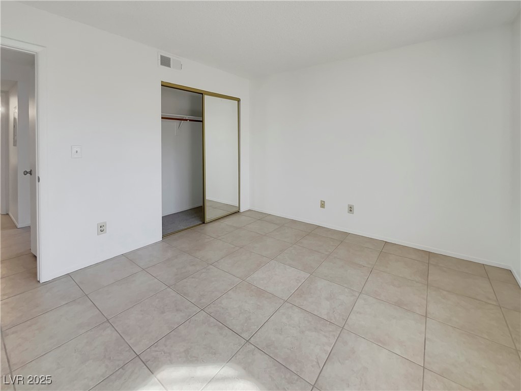 1575 West Warm Springs Road 1111 Property Photo 18