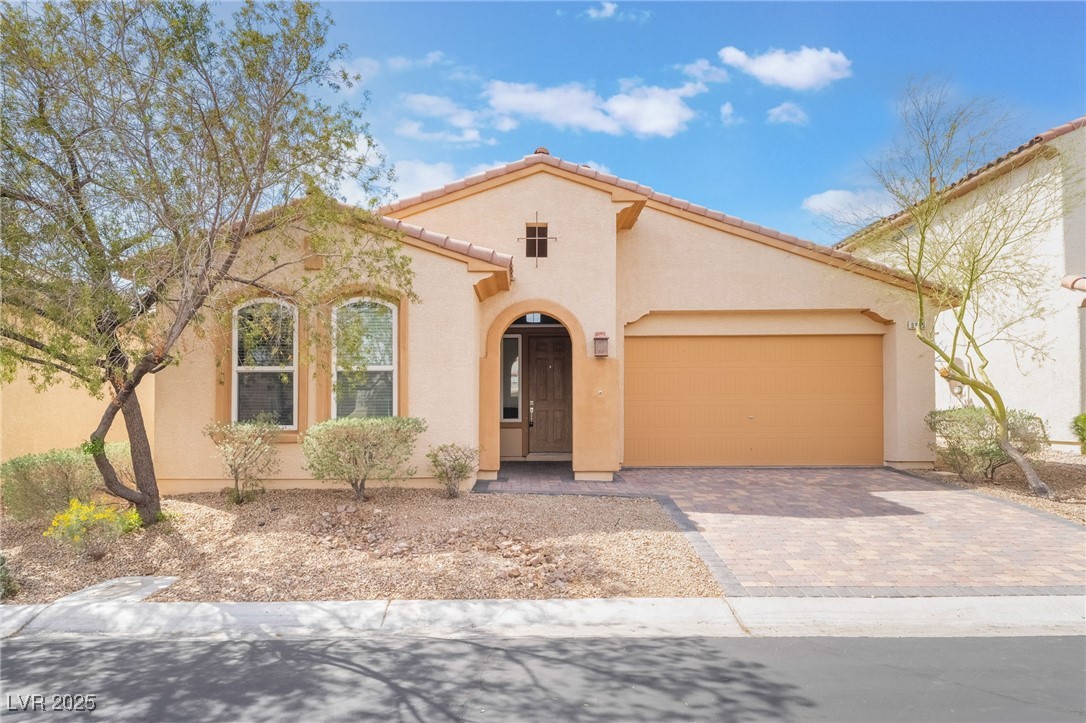9835 High Alpine Street Property Photo