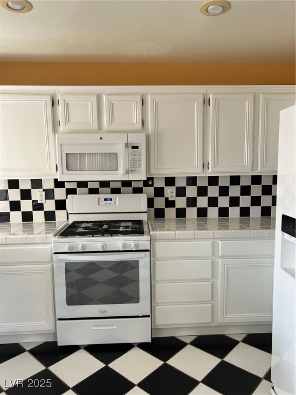 212 Silver Castle Street Na Property Photo 8