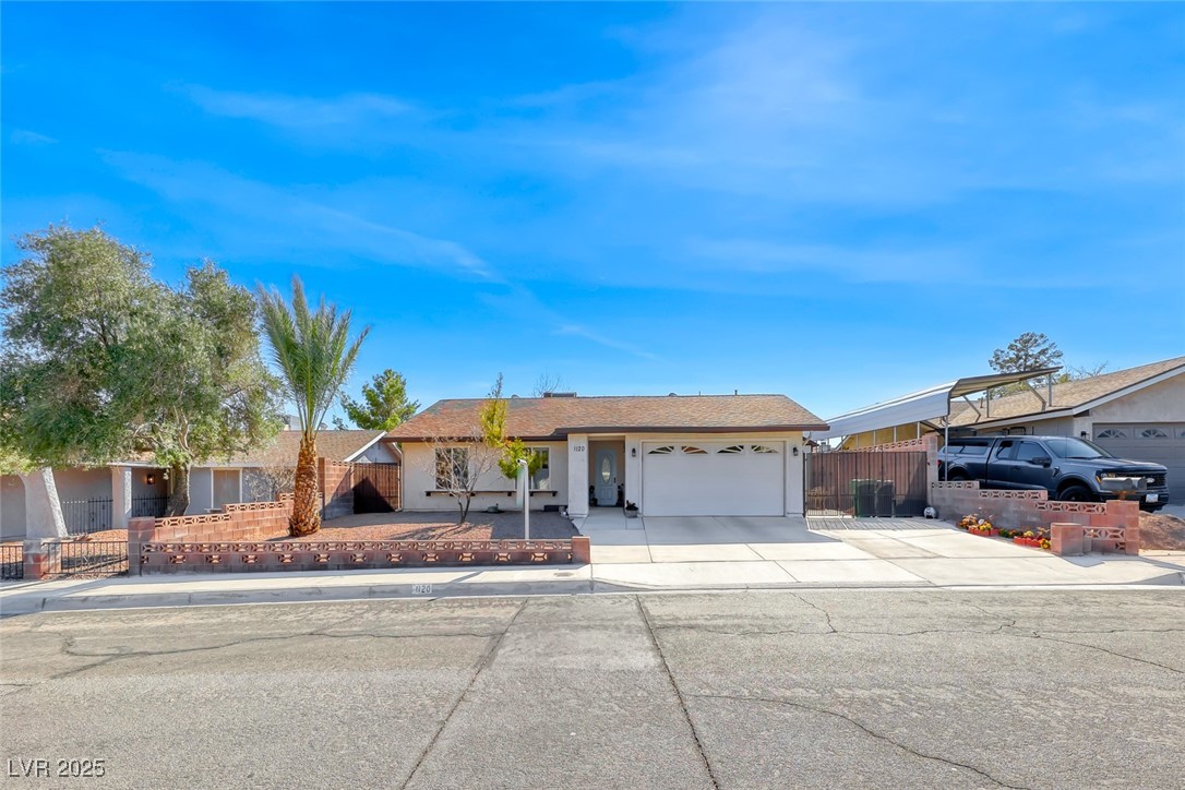 1120 Mariposa Way Property Photo