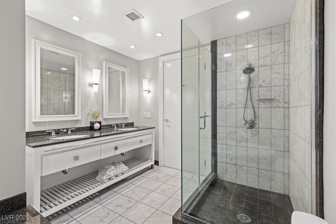 2700 Las Vegas Boulevard 1301 Property Photo 21