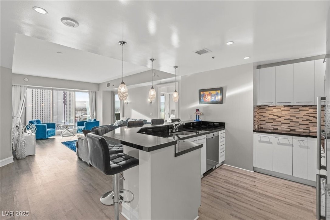 2700 Las Vegas Boulevard 1301 Property Photo 24