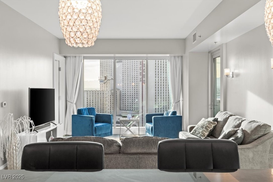 2700 Las Vegas Boulevard 1301 Property Photo 28