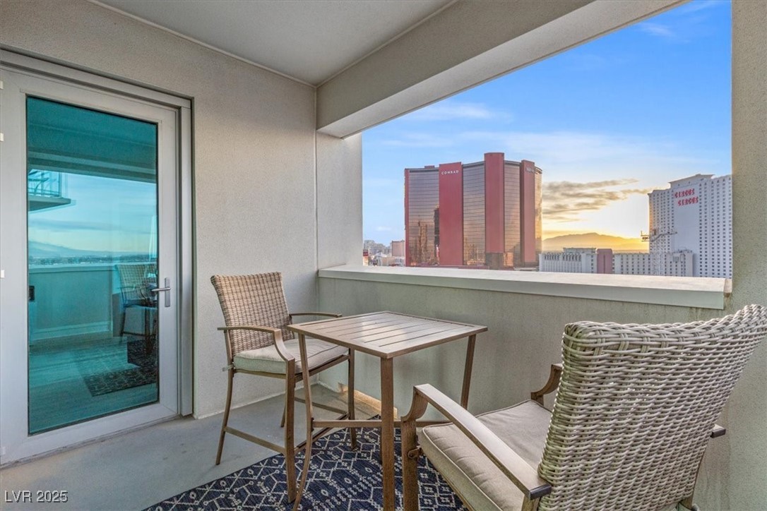 2700 Las Vegas Boulevard 1301 Property Photo 42