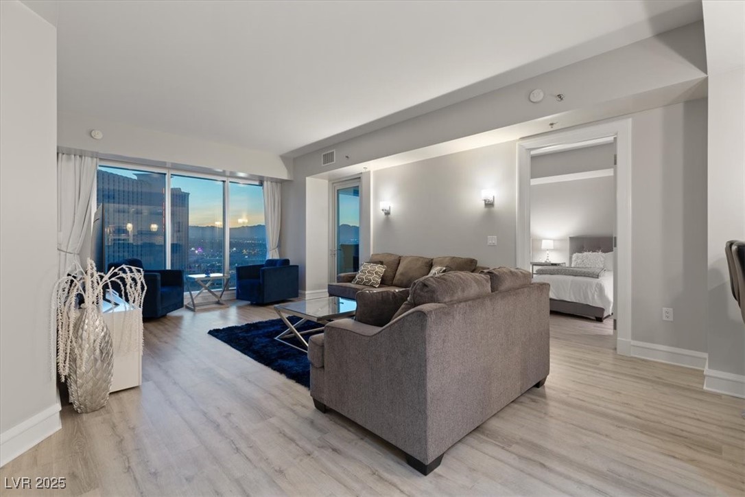 2700 Las Vegas Boulevard 1301 Property Photo 48