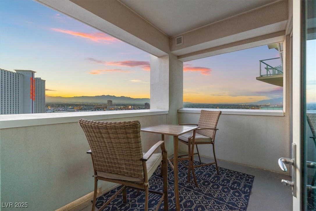 2700 Las Vegas Boulevard 1301 Property Photo 92