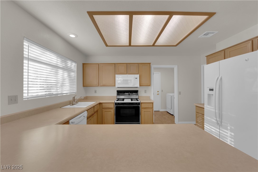 9013 Litchfield Avenue Property Photo 23