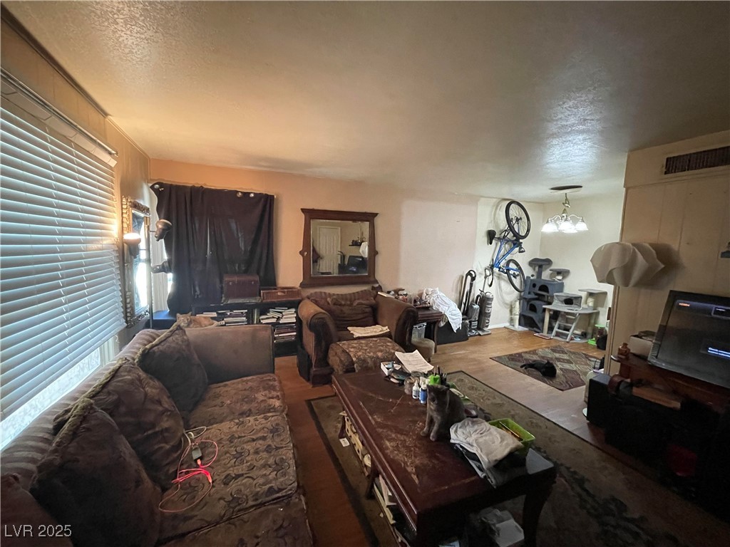1351 Dorothy Avenue 3 Property Photo