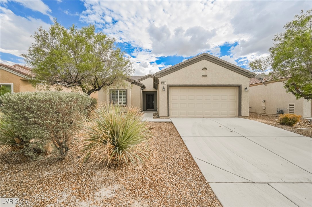 3405 Kingbird Drive Property Photo