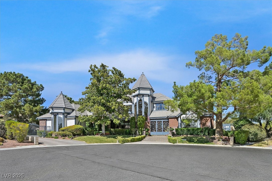 3111 Coachlight Circle Property Photo
