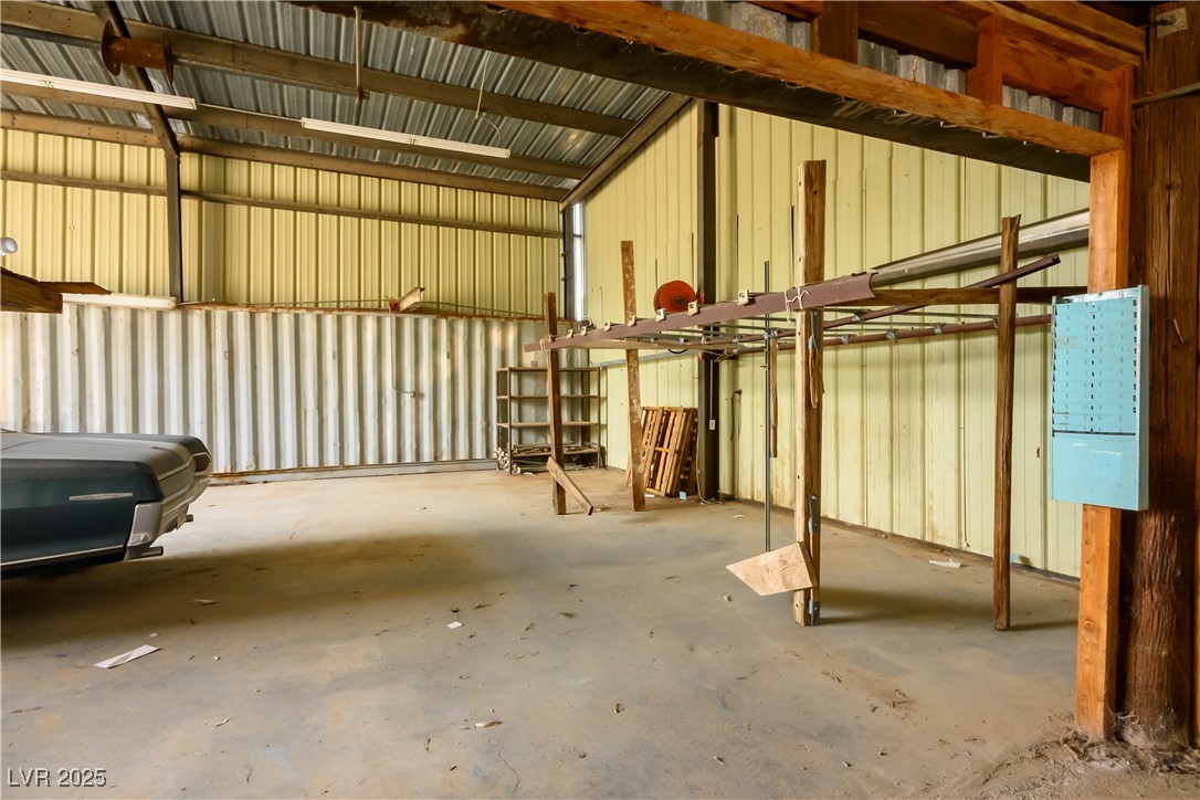 2417 East Anvil Road Property Photo 17