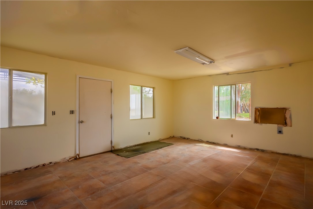 2417 East Anvil Road Property Photo 19