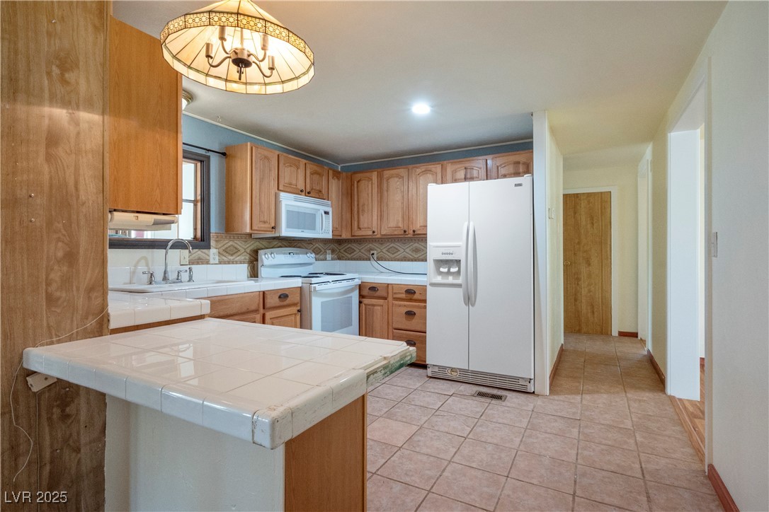 2417 East Anvil Road Property Photo 36