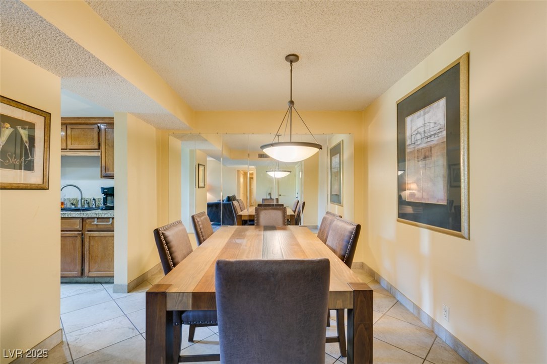 730 South Royal Crest Circle 426 Property Photo 17