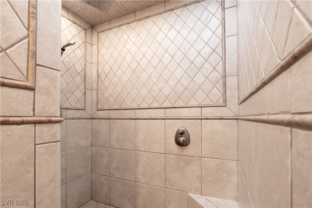 26 Via Vasari 204 Property Photo 17