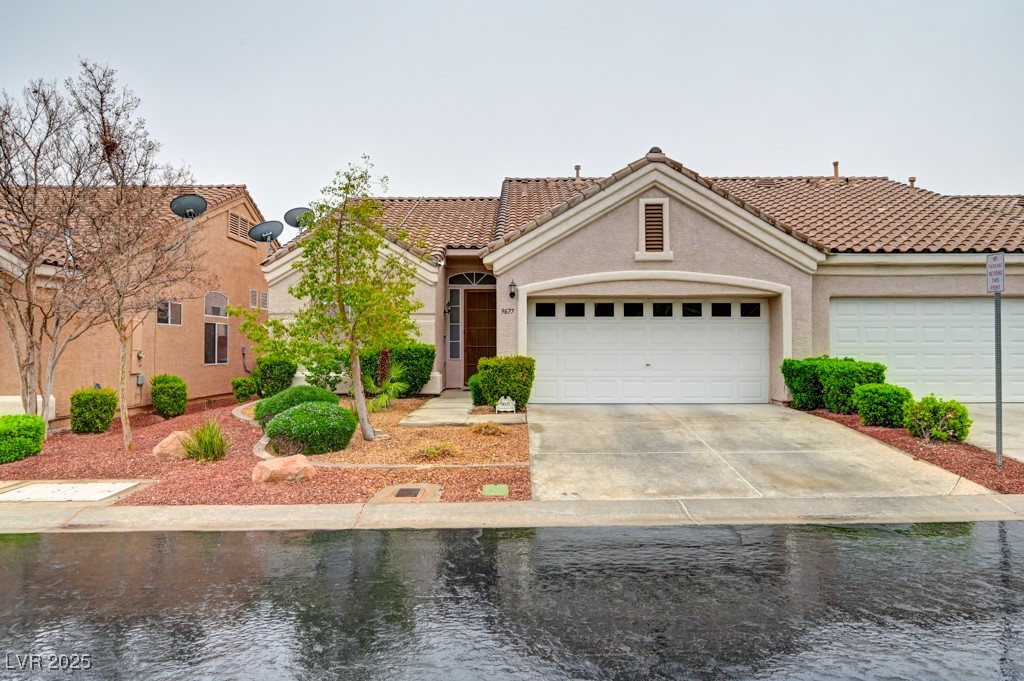 Aurora 2 Twnhms Real Estate Listings Main Image