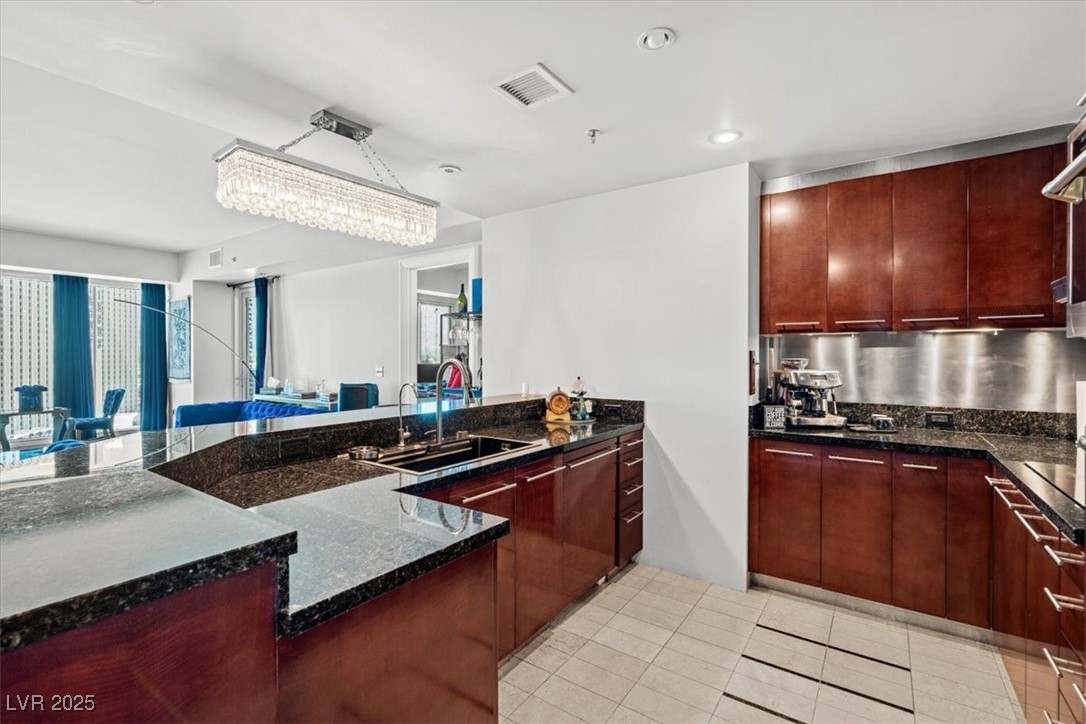 2700 Las Vegas Boulevard 1401 Property Photo 12