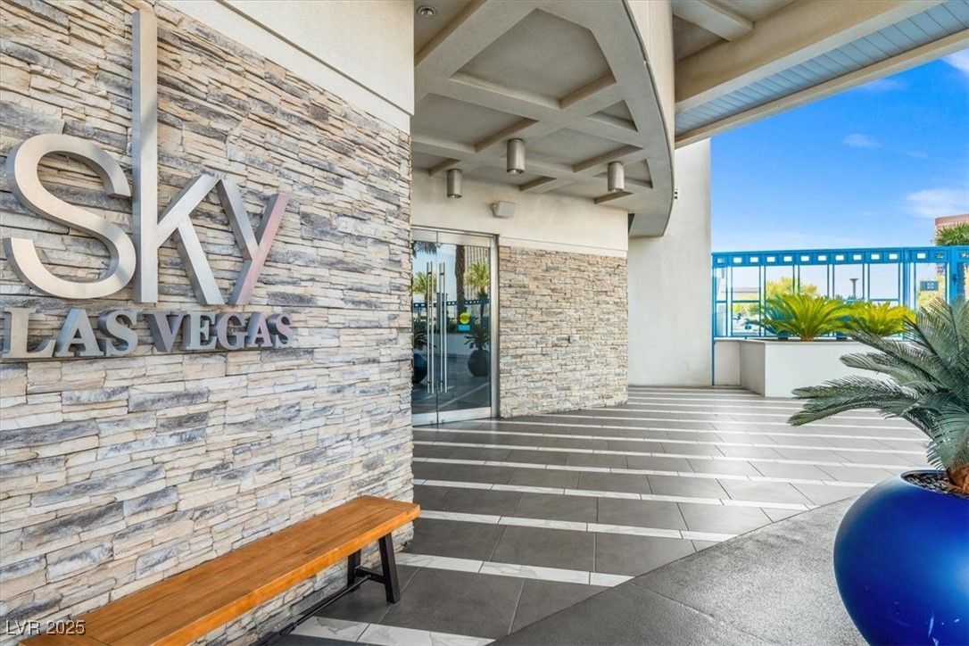 2700 Las Vegas Boulevard 1401 Property Photo 39
